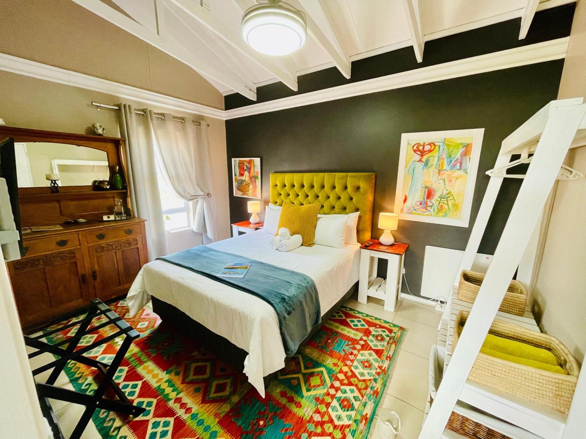 Calm Waters Guesthouse Плетенбърг Бей Екстериор снимка