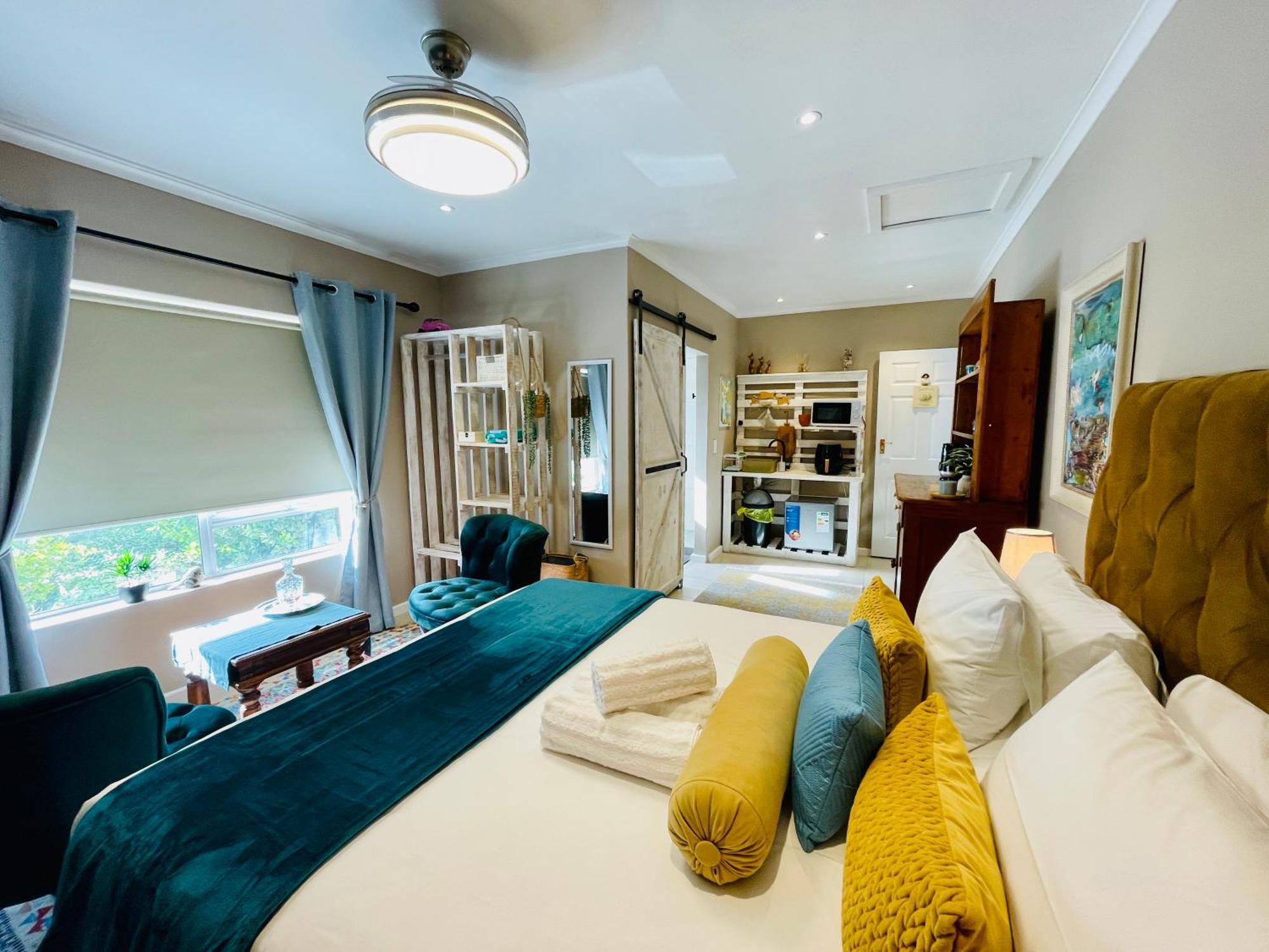 Calm Waters Guesthouse Плетенбърг Бей Екстериор снимка